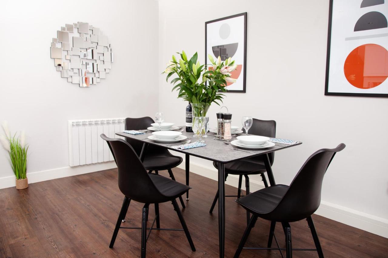 High Life Serviced Apartments - Old Town Swindon Dış mekan fotoğraf