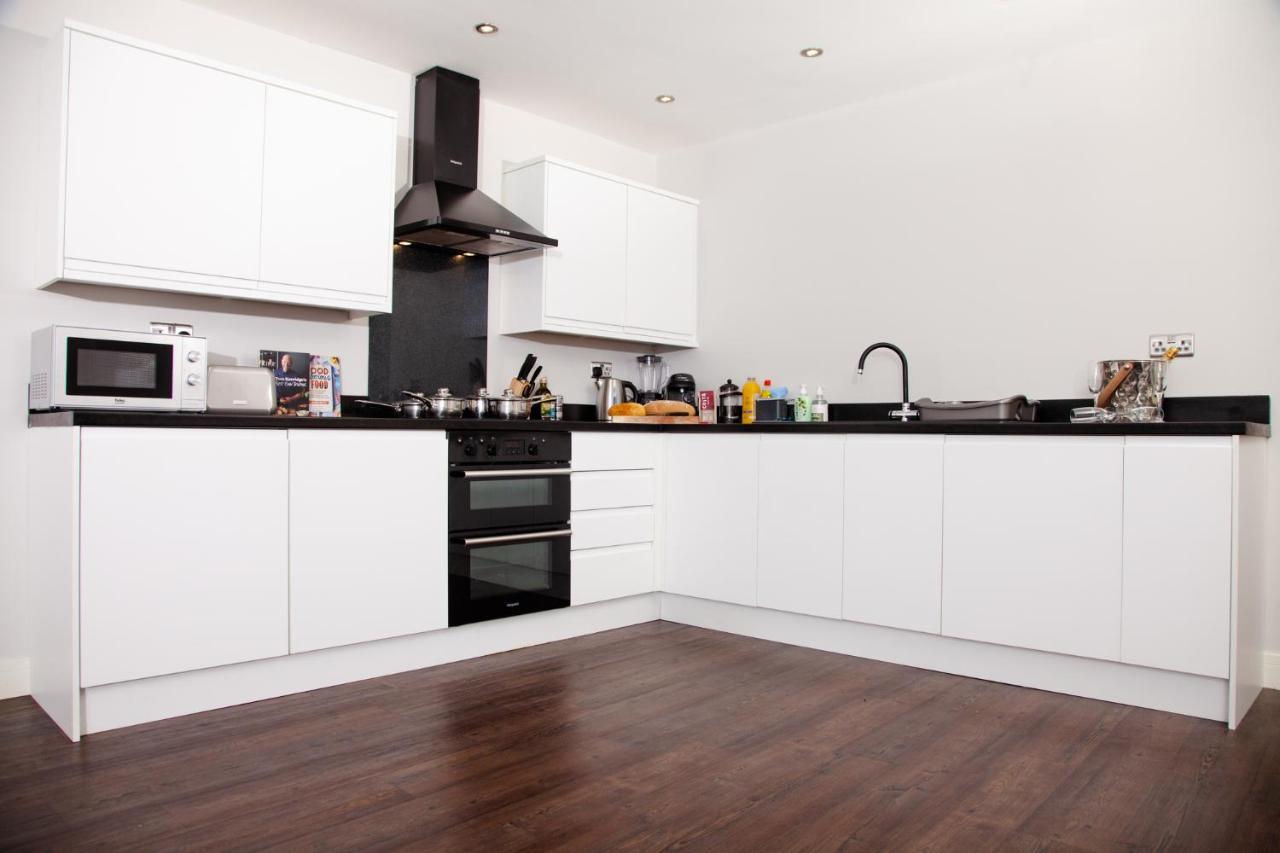 High Life Serviced Apartments - Old Town Swindon Dış mekan fotoğraf