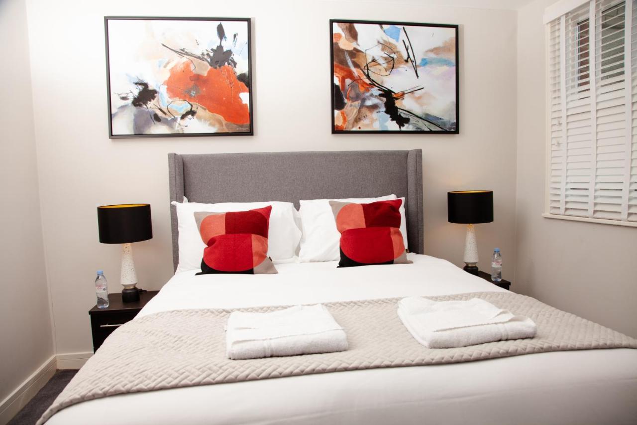High Life Serviced Apartments - Old Town Swindon Dış mekan fotoğraf