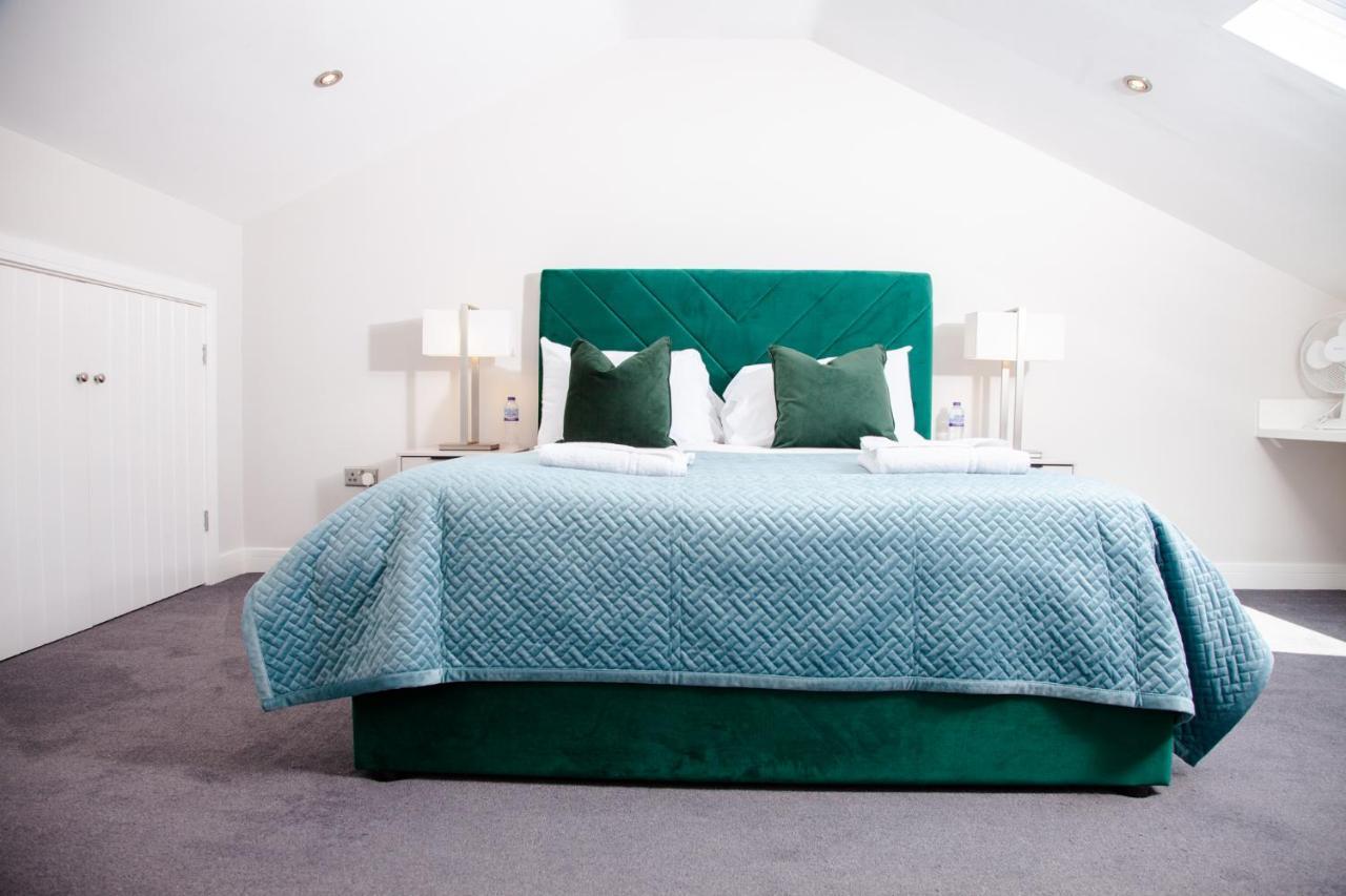 High Life Serviced Apartments - Old Town Swindon Dış mekan fotoğraf