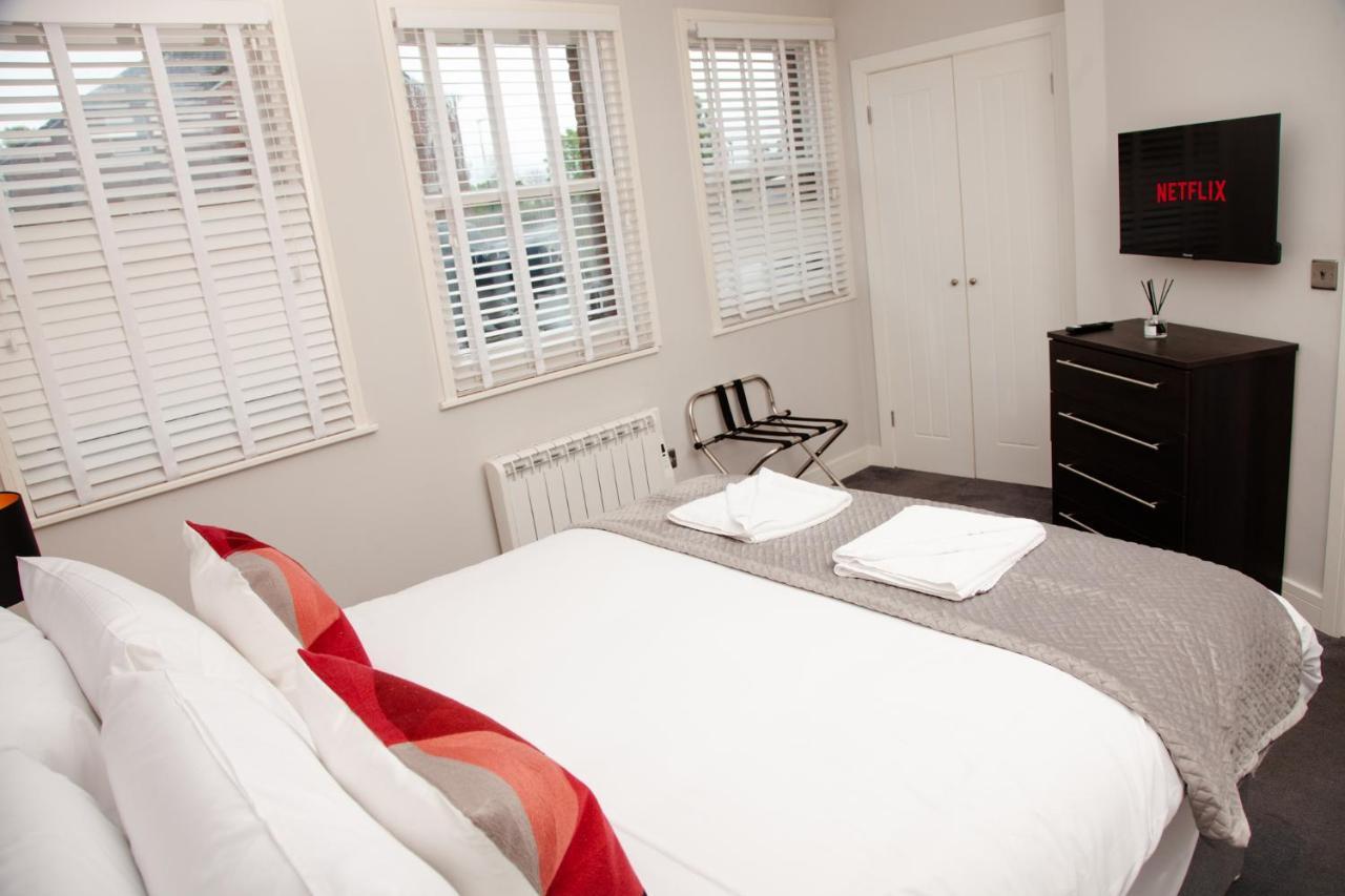 High Life Serviced Apartments - Old Town Swindon Dış mekan fotoğraf