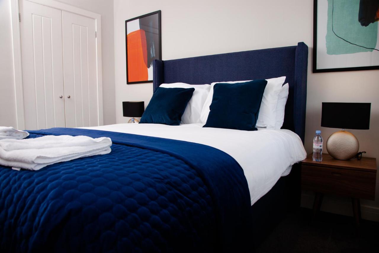 High Life Serviced Apartments - Old Town Swindon Dış mekan fotoğraf