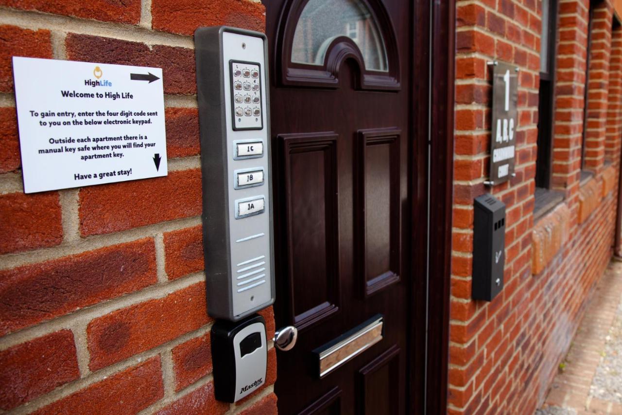 High Life Serviced Apartments - Old Town Swindon Dış mekan fotoğraf