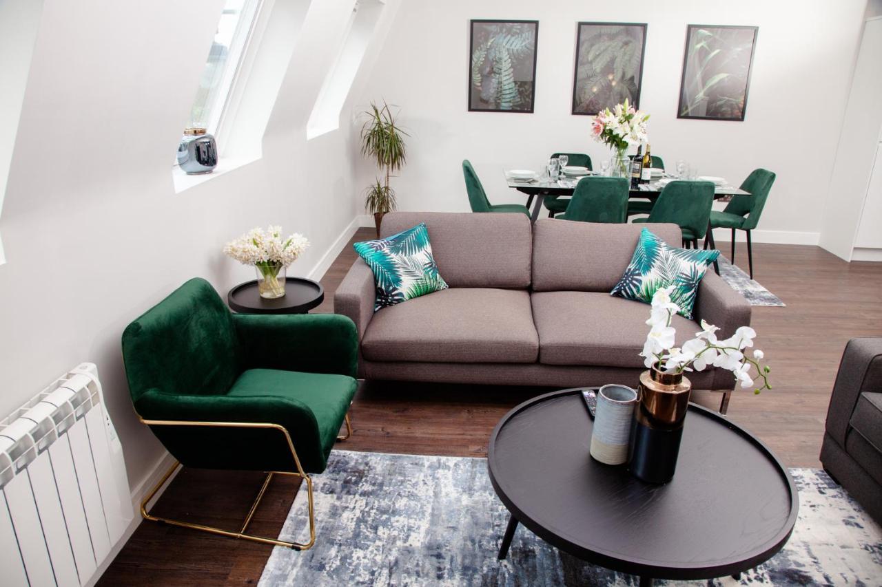 High Life Serviced Apartments - Old Town Swindon Dış mekan fotoğraf