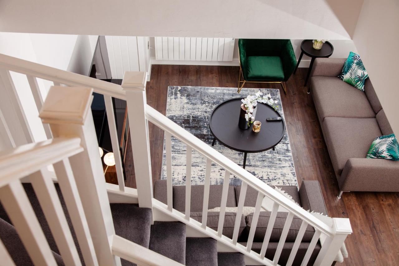 High Life Serviced Apartments - Old Town Swindon Dış mekan fotoğraf