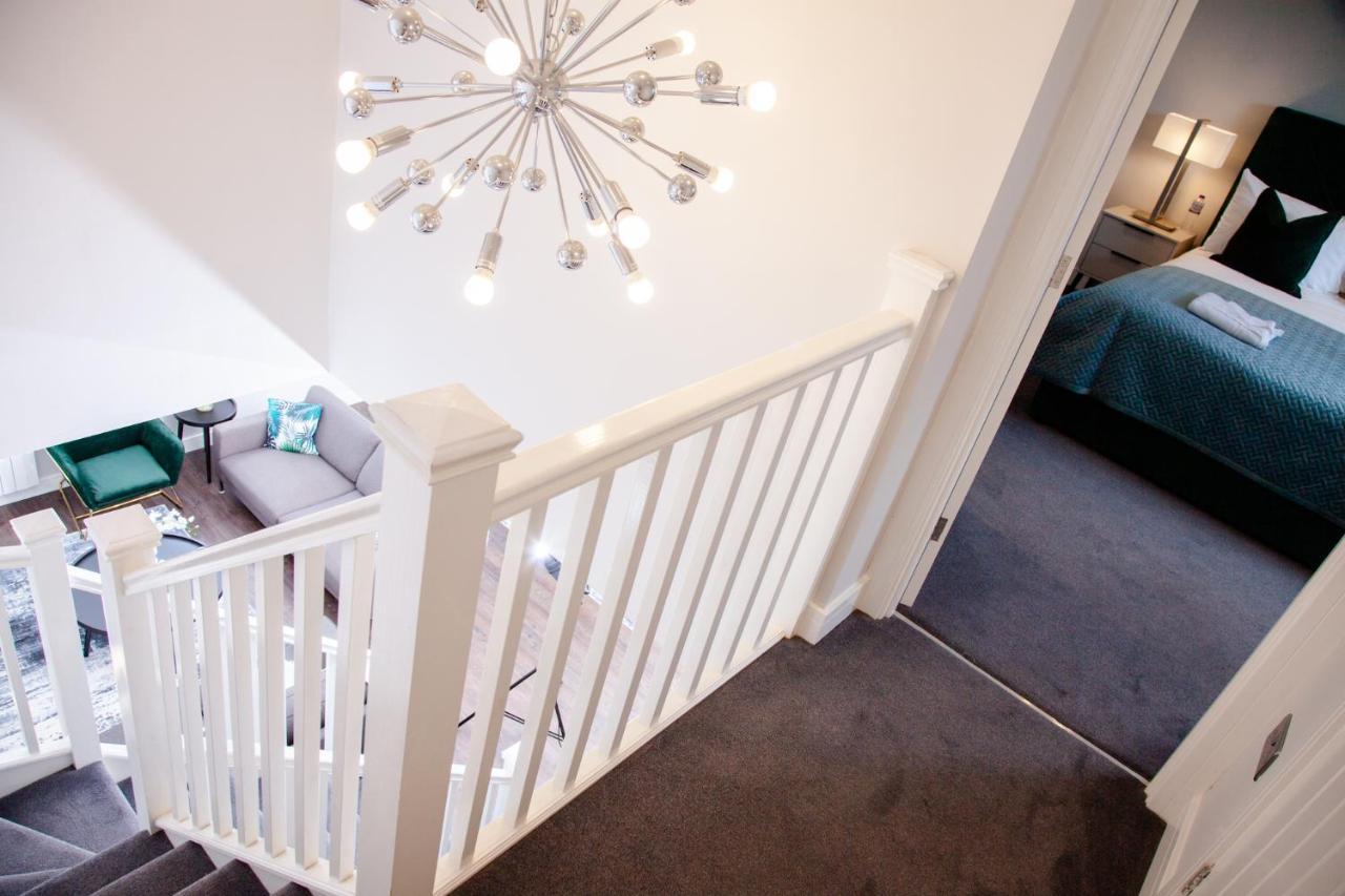 High Life Serviced Apartments - Old Town Swindon Dış mekan fotoğraf