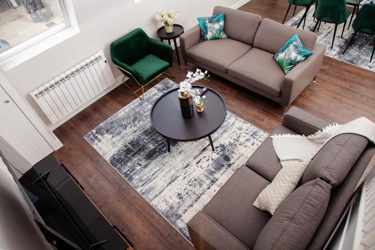 High Life Serviced Apartments - Old Town Swindon Dış mekan fotoğraf