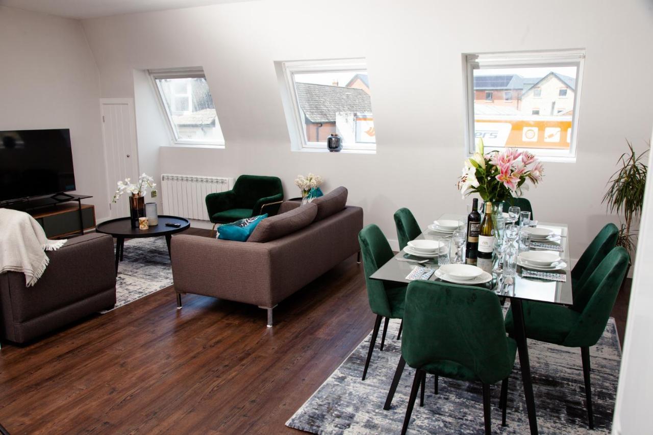 High Life Serviced Apartments - Old Town Swindon Dış mekan fotoğraf